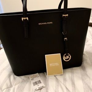 Michael Kors jet set tote